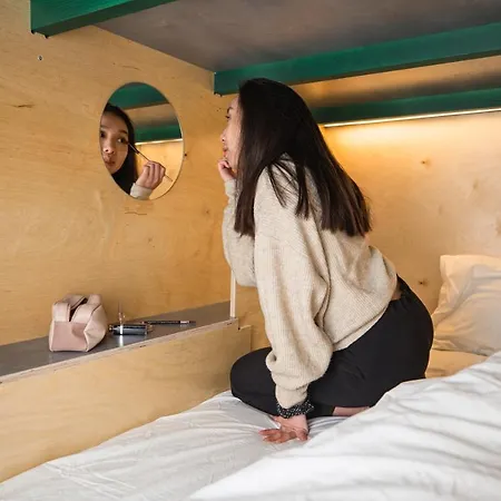 Marmot Capsule Хостел Цюрих